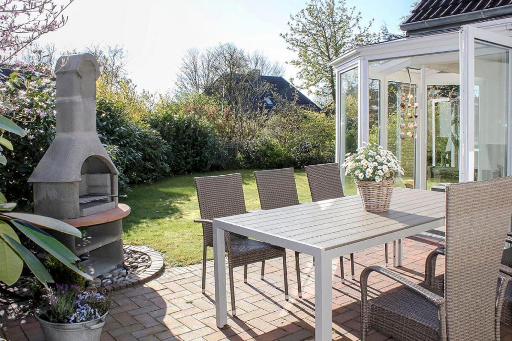 Appartement Nordic Im Deichhaus à Husum  Extérieur photo
